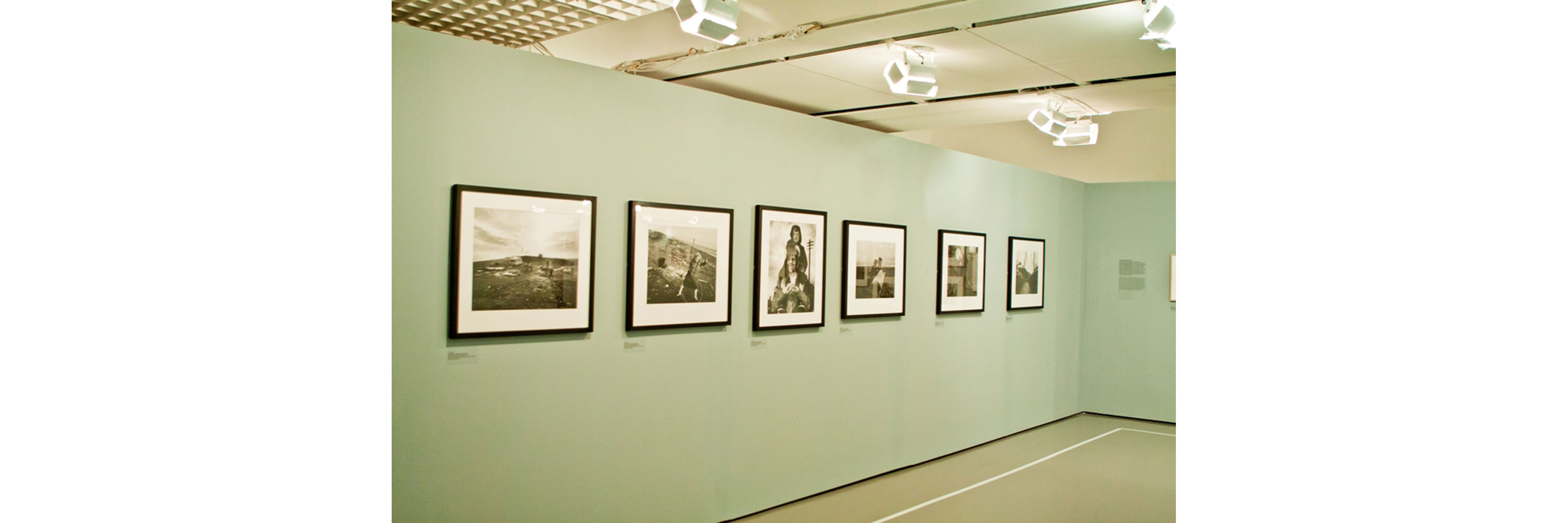 Observers: Photographers of the British scene from the 1930s to now